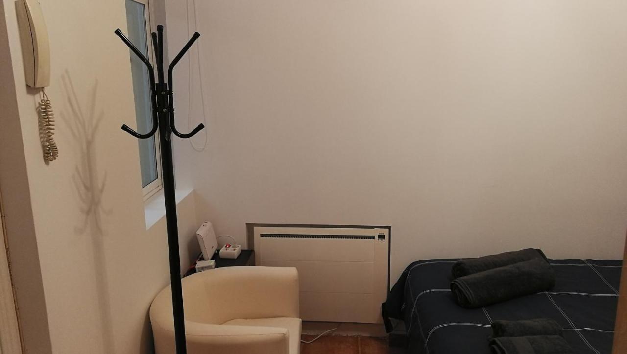 The Clock Apartment Madrid Luaran gambar